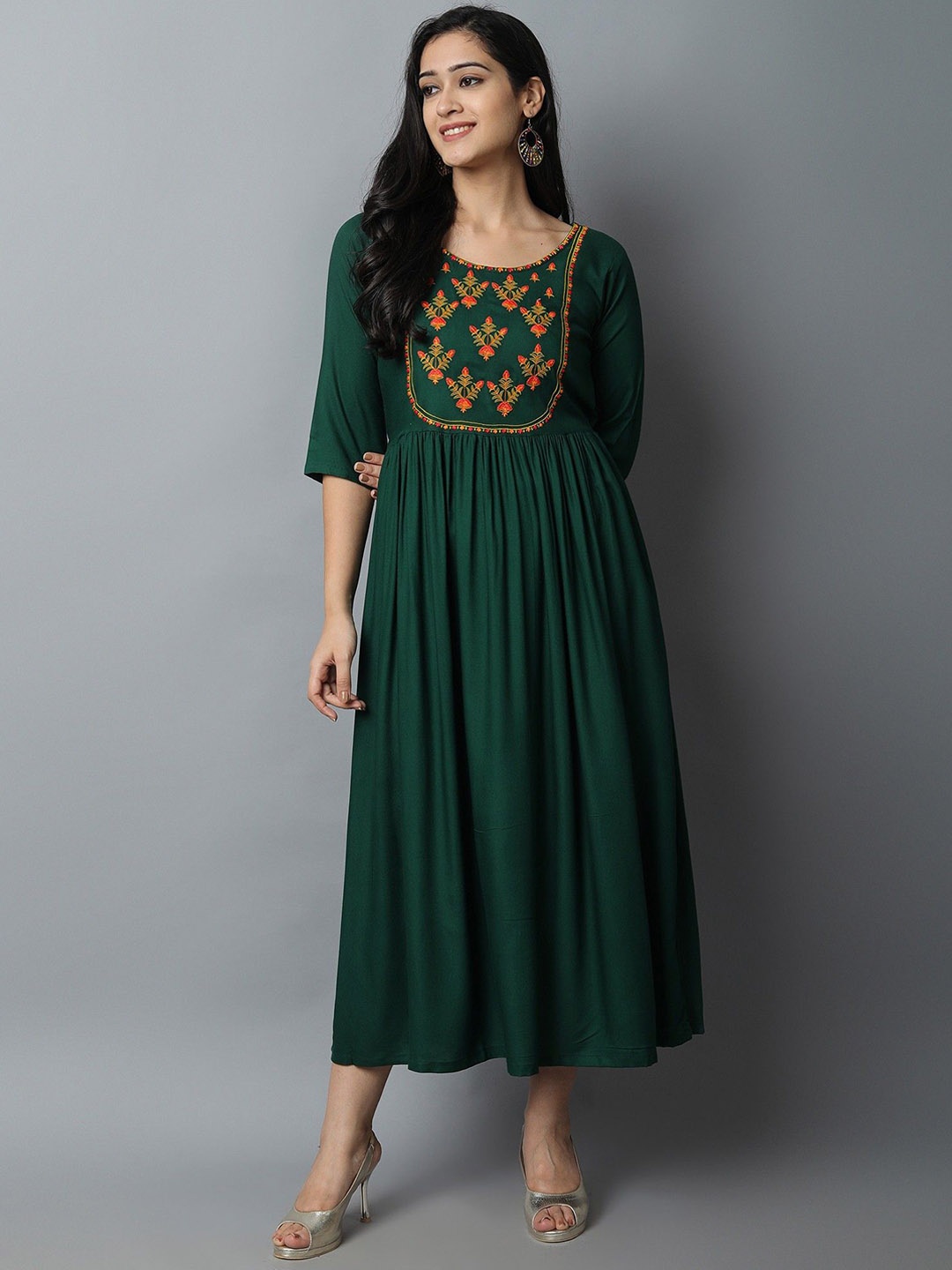 

ANUTTARA FASHIONS Ethnic Motifs Embroidered Patchwork A-Line Kurta, Green