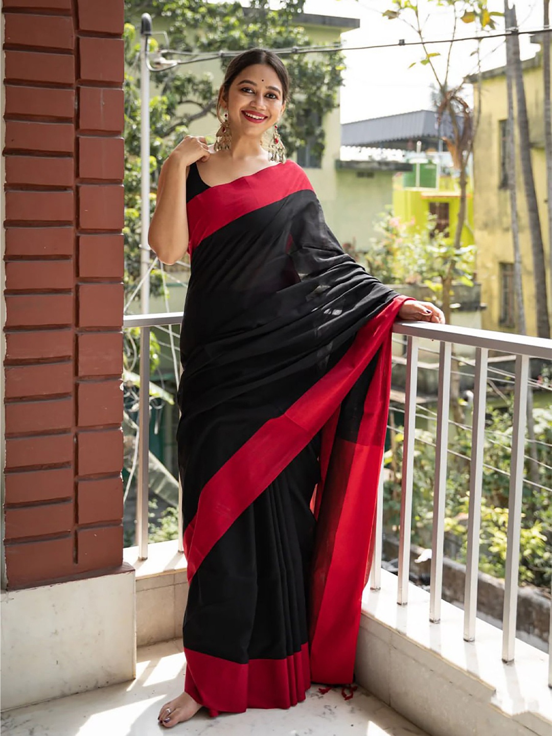 

Aldwych Banarasi Saree, Black