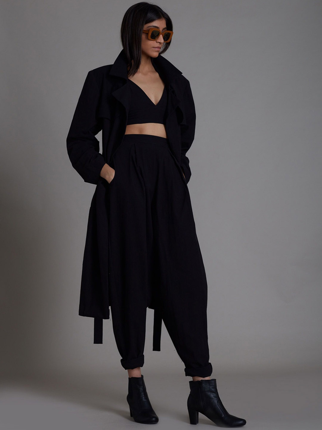 

MATI Women without Longline Tailored Jacket, Black