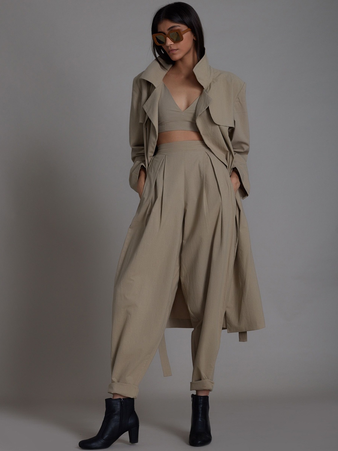 

MATI Women Striped without Longline Tailored Jacket, Beige