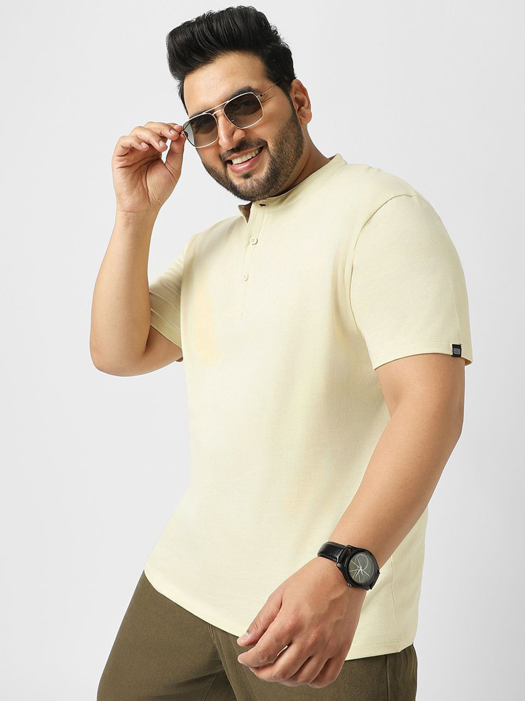 

Urbano Plus Men's Cloud Cream Solid Mandarin Collar Regular Fit Half Sleeve Cotton T-Shirt, Beige