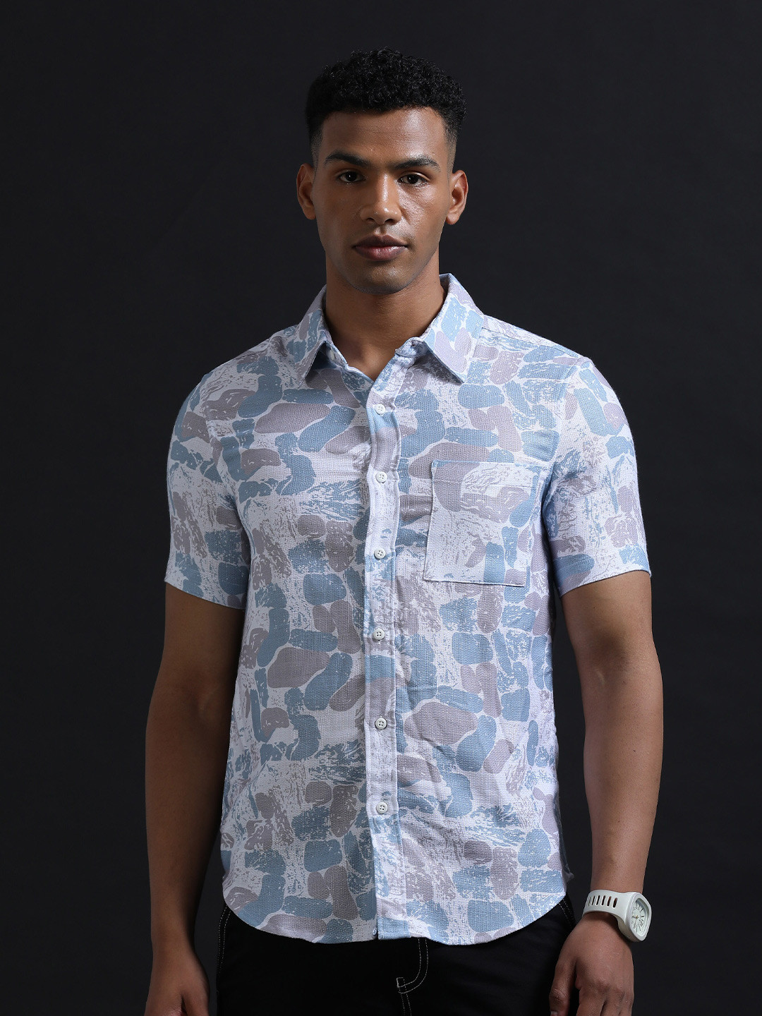

Skewdeck Men Comfort Floral Opaque Printed Casual Shirt, White