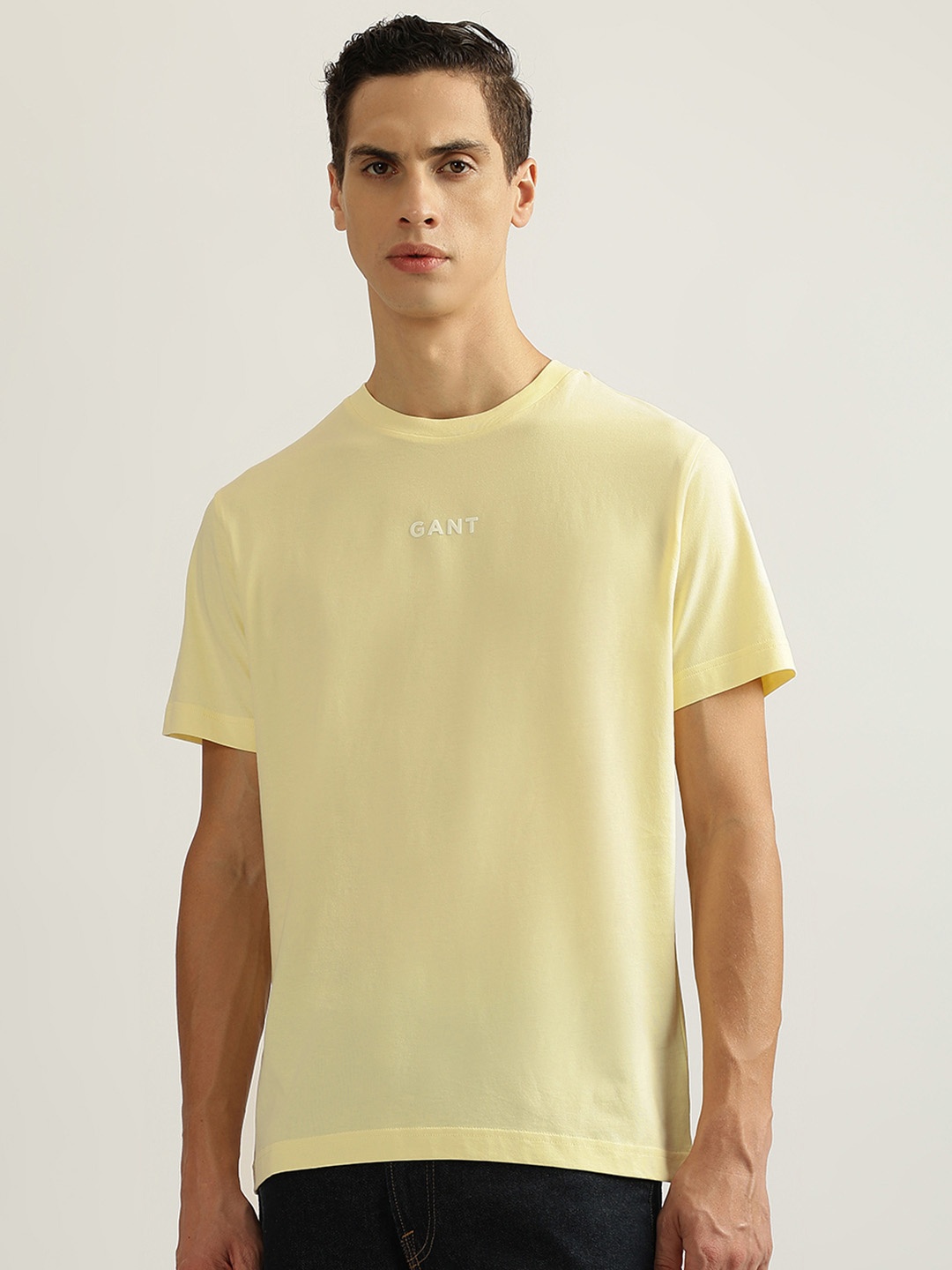 

GANT Men Regular Fit Solid Round Neck Casual T-shirt, Yellow