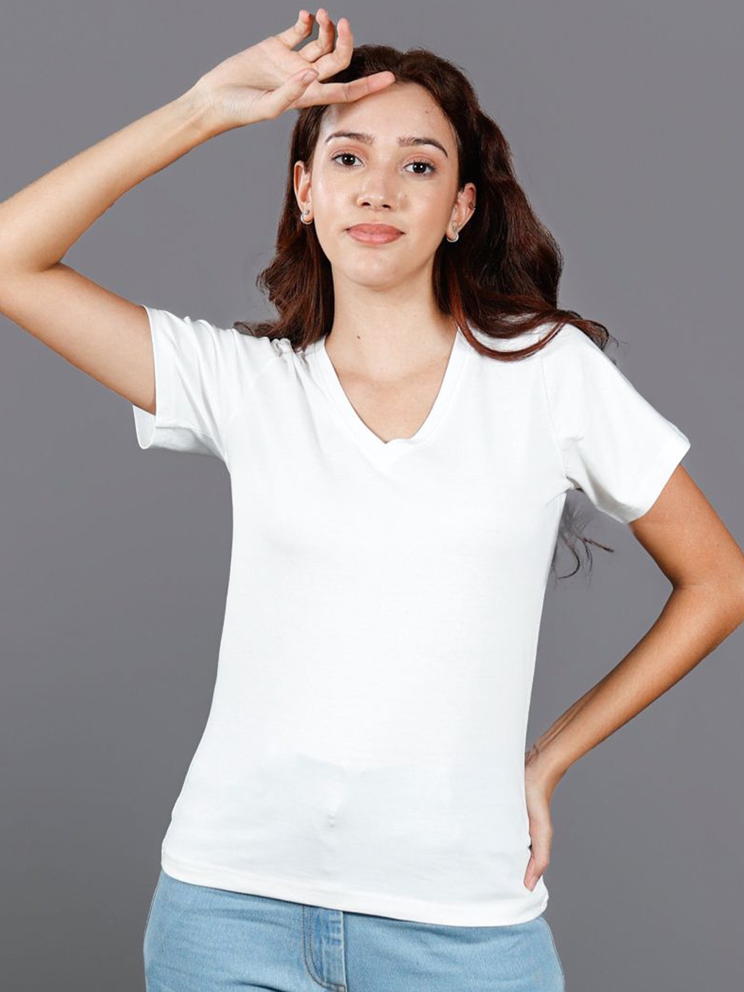 

Chemistry Solid V-Neck Cotton Top, White