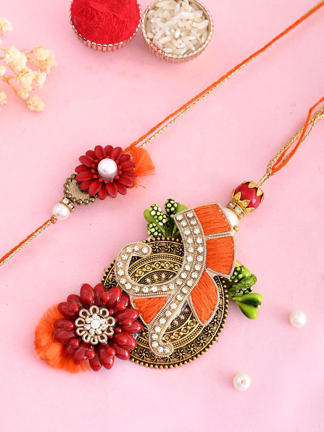 

Aapno Rajasthan Bhaiya Bhabhi Rakhi With Roli Chawal, Gold