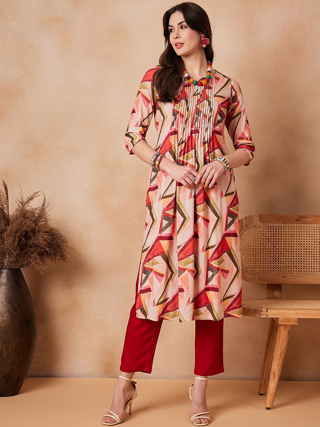 

House of Pataudi Geometric Printed Pleated Round Neck Kurta With Trousers, Red