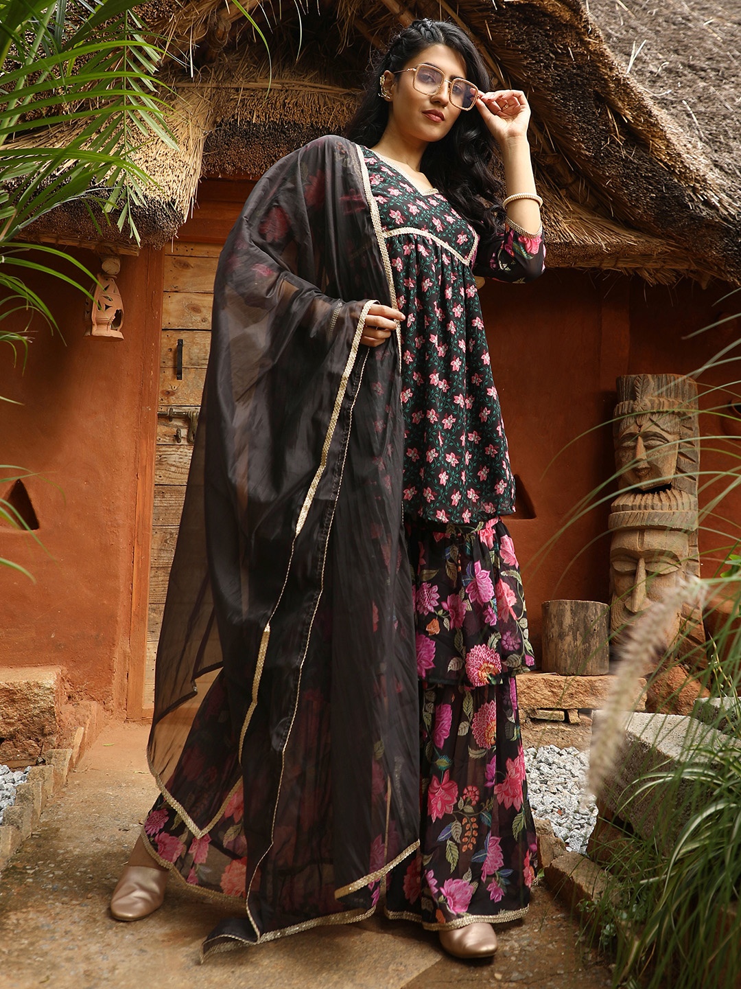 

QISSA Floral Printed Round Neck Kurti With Sharara & Dupatta, Black