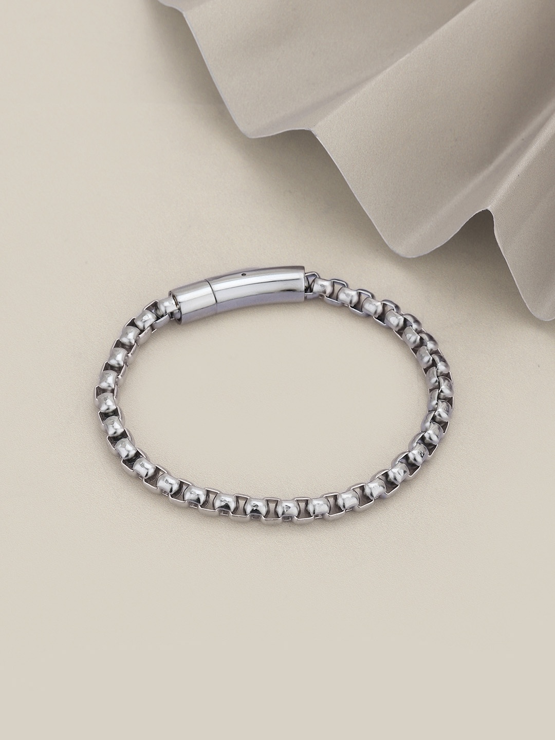 

Carlton London Men Silver Plated Stainless Steel Link Bracelet