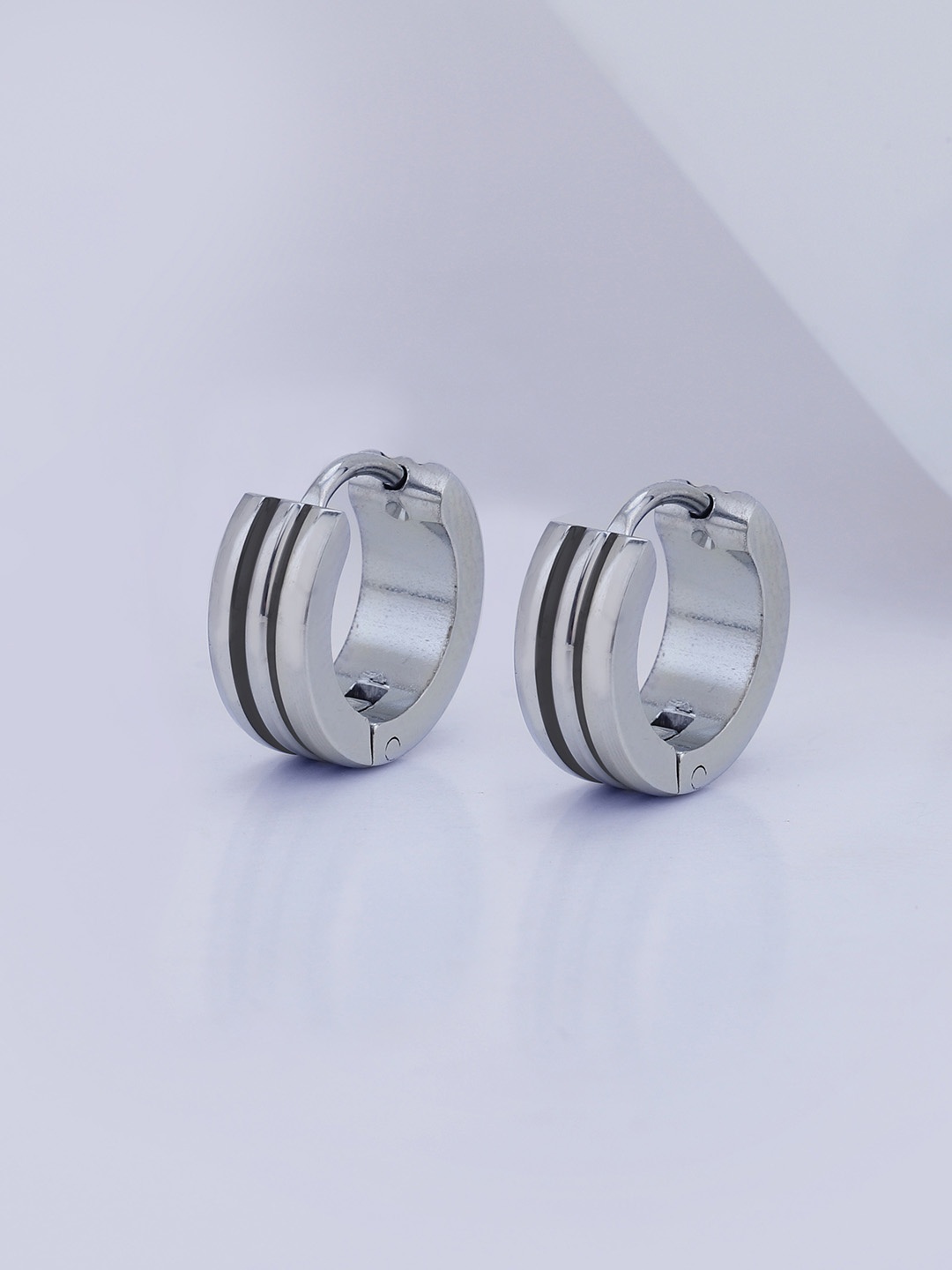 

Carlton London Men Silver Plated Stainless Steel Circular Hoop Earrings