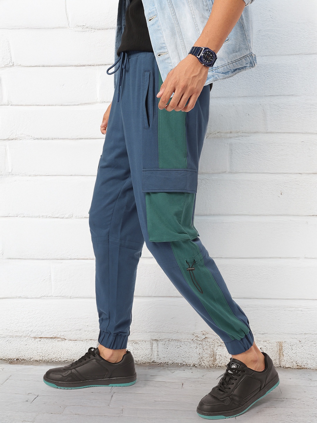 

Kook N Keech Men Color Clash Side Stripes Cargo-Style Joggers, Teal