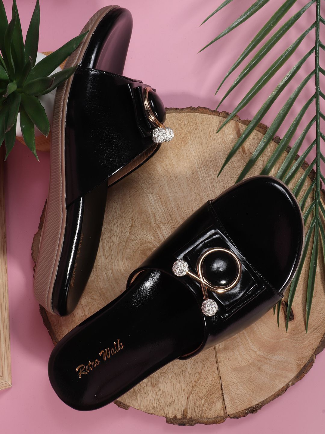 

Retro Walk Women Open Toe Flats with Buckles, Black