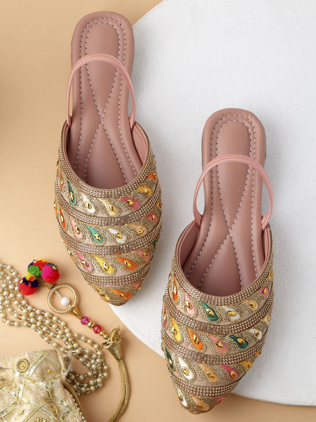 

sneakers villa Women Embellished Party Mules Flats, Gold