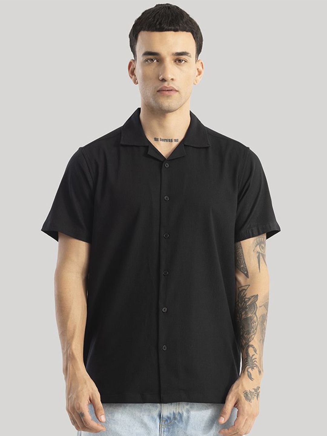 

Snitch Men Classic Boxy Opaque Casual Shirt, Black
