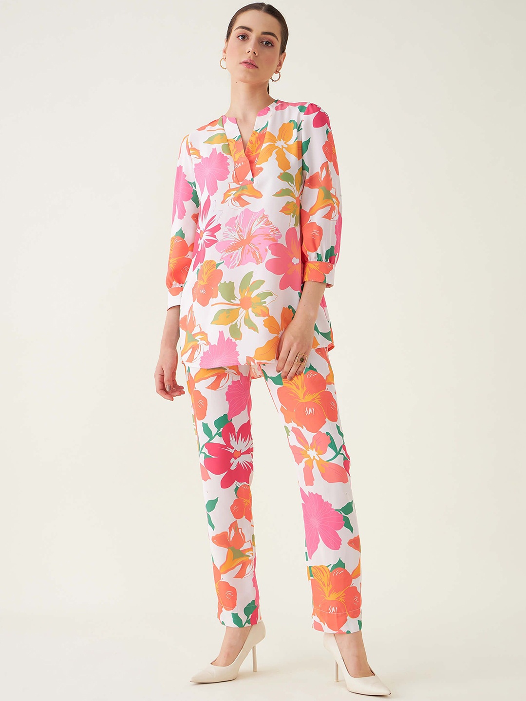 

SALT ATTIRE Floral Printed V-Neck Cuffed Sleeves Tunic With Trousers, Pink