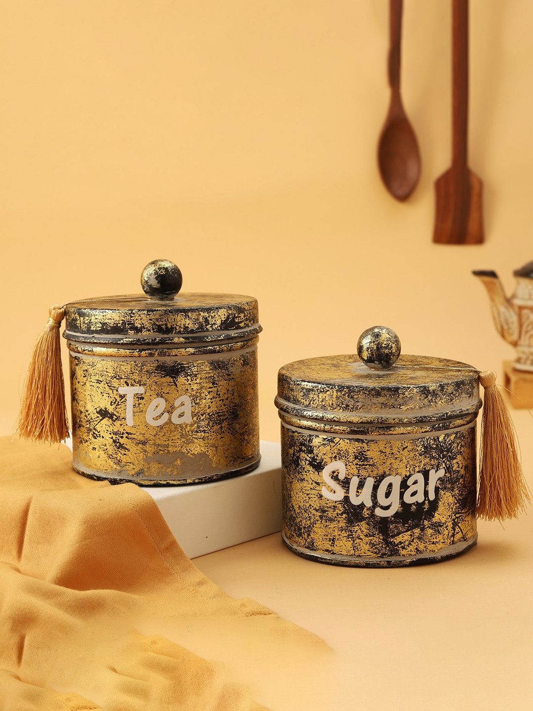 

IGP Gold-Toned 2 Pieces Antique Finish Metal Containers 500gm Each