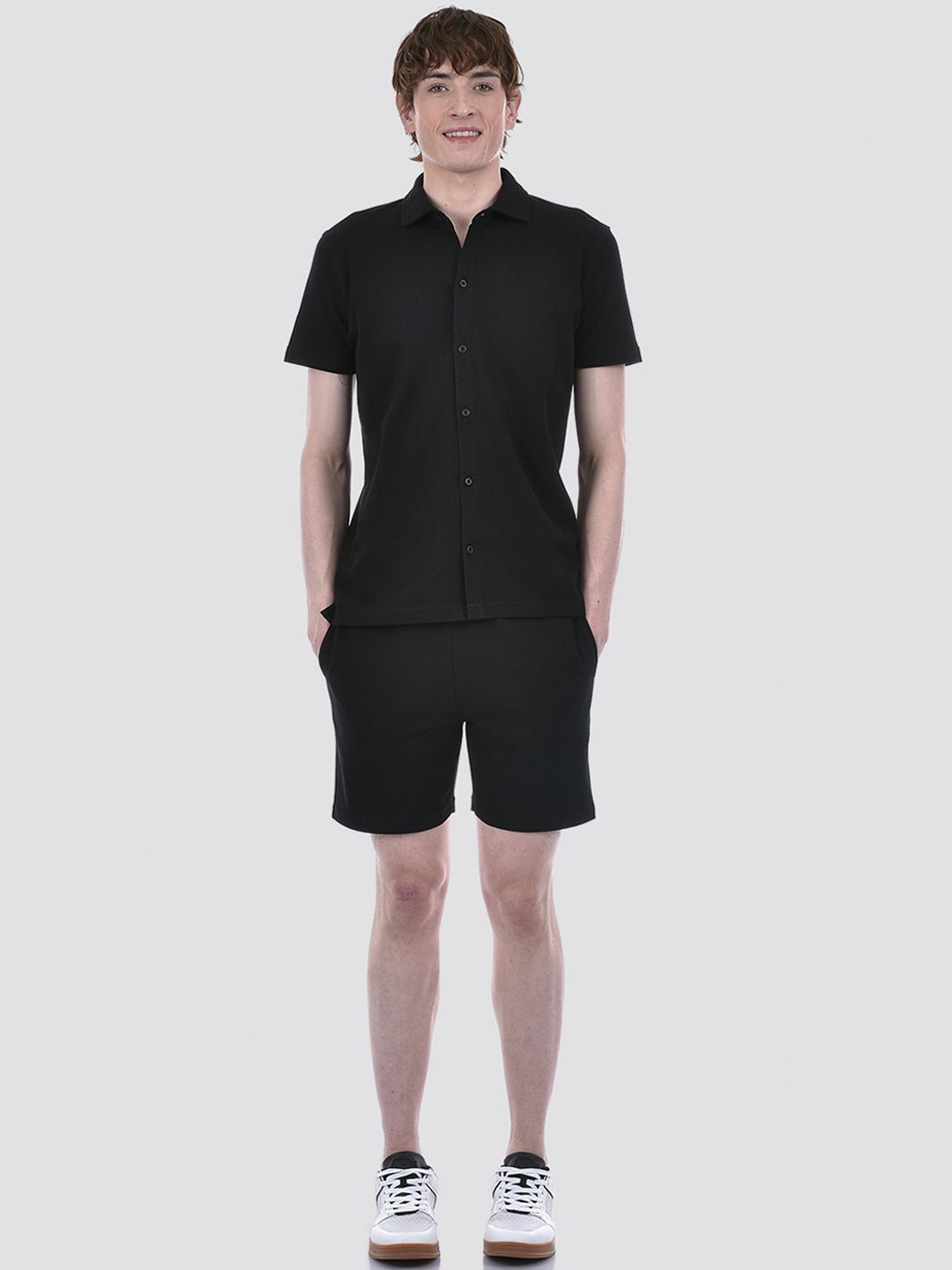 

ONEWAY Short Sleeves Shirt & Shorts, Black