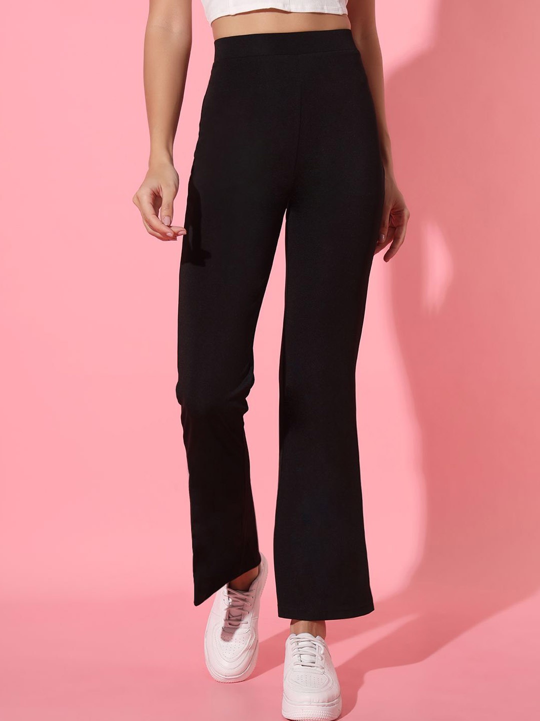 

Trend Arrest Women Tailored Slim Fit Mid-Rise Trousers, Black