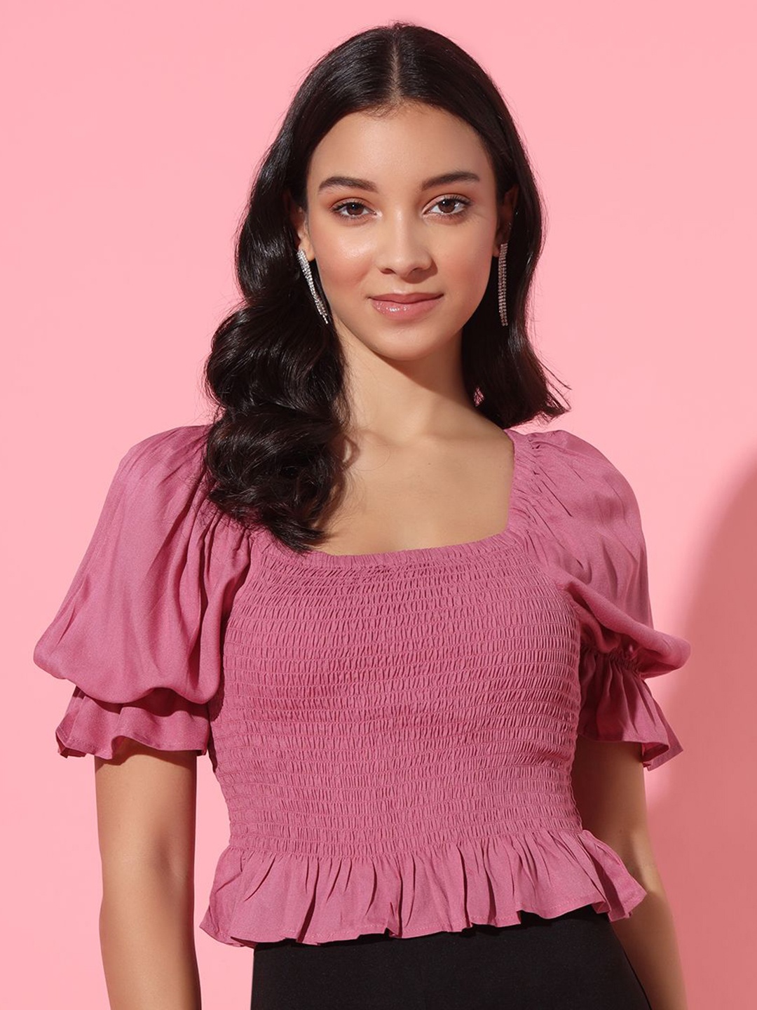 

Trend Arrest Solid Square Neck Smoked Crop Top, Pink