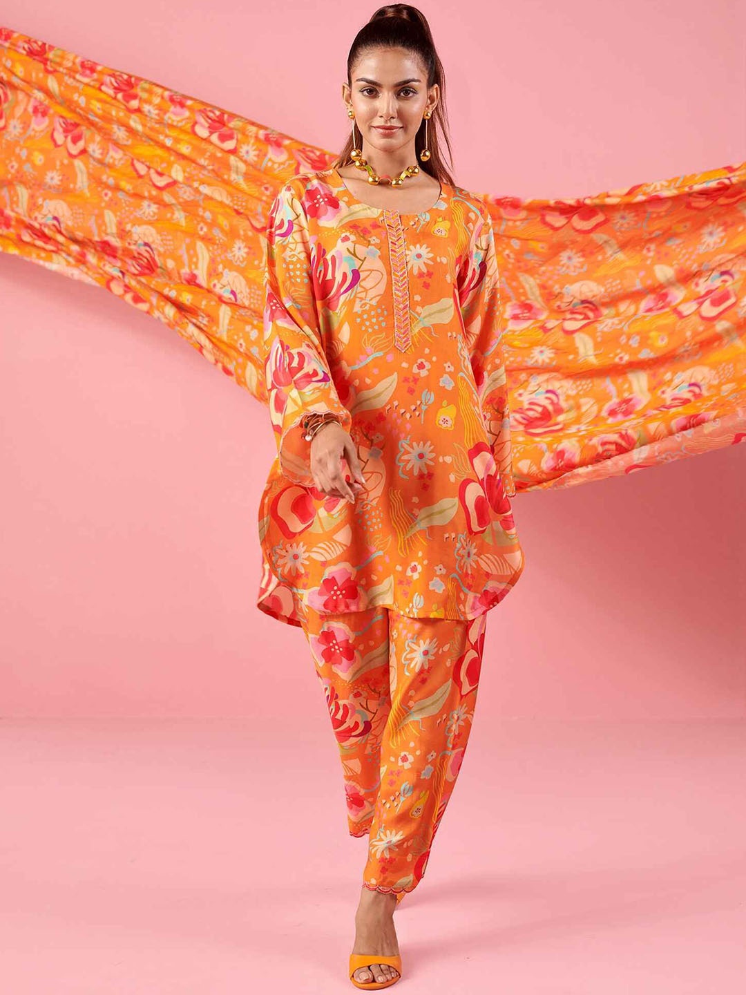 

KARAJ JAIPUR Printed Round Neck Tunic & Trouser, Orange