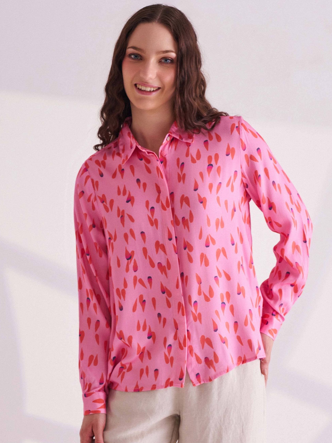 

B.Copenhagen Women Conversational Printed Casual Shirt, Pink