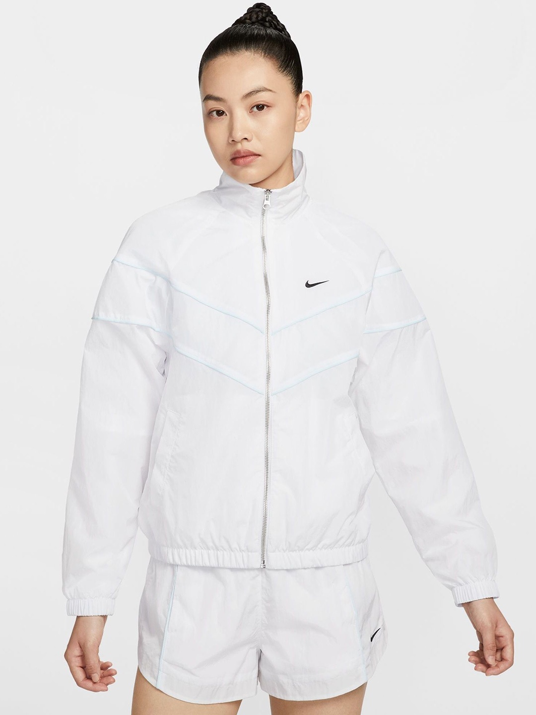 

Nike Women Windrunner UV Jacket, White