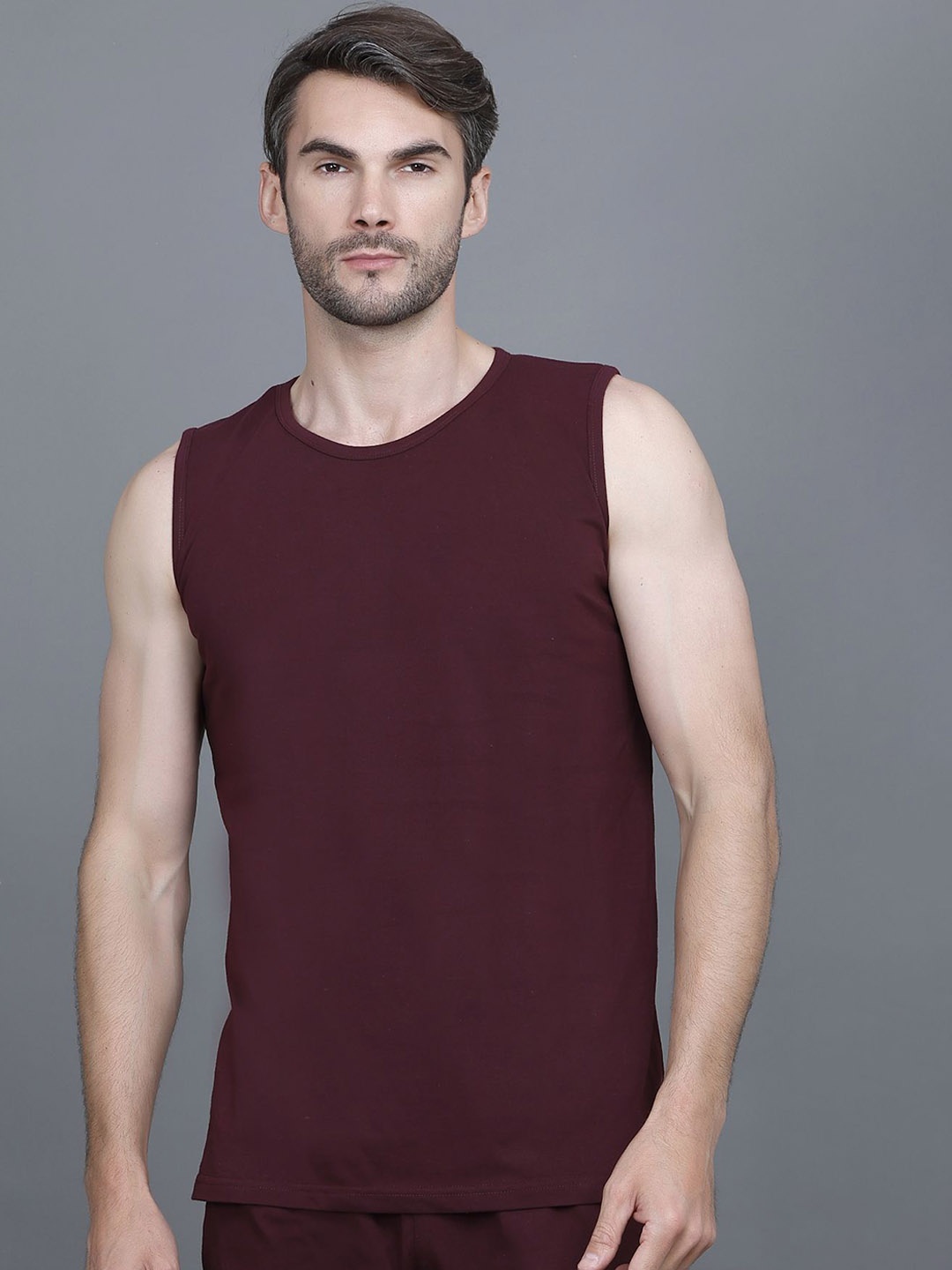 

GODFREY Round Neck Sleeveless Innerwear Gym Vests, Burgundy