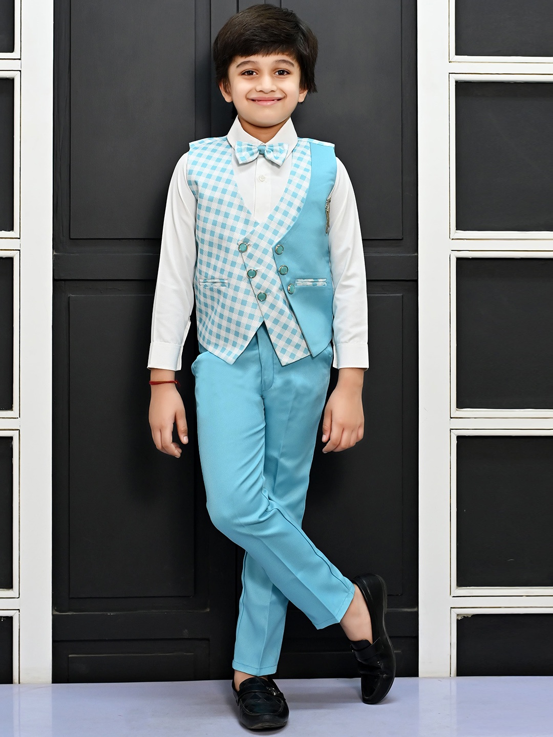 

BT DEZINES Boys Checked Single-Breasted 3-Piece Party Suit, Blue
