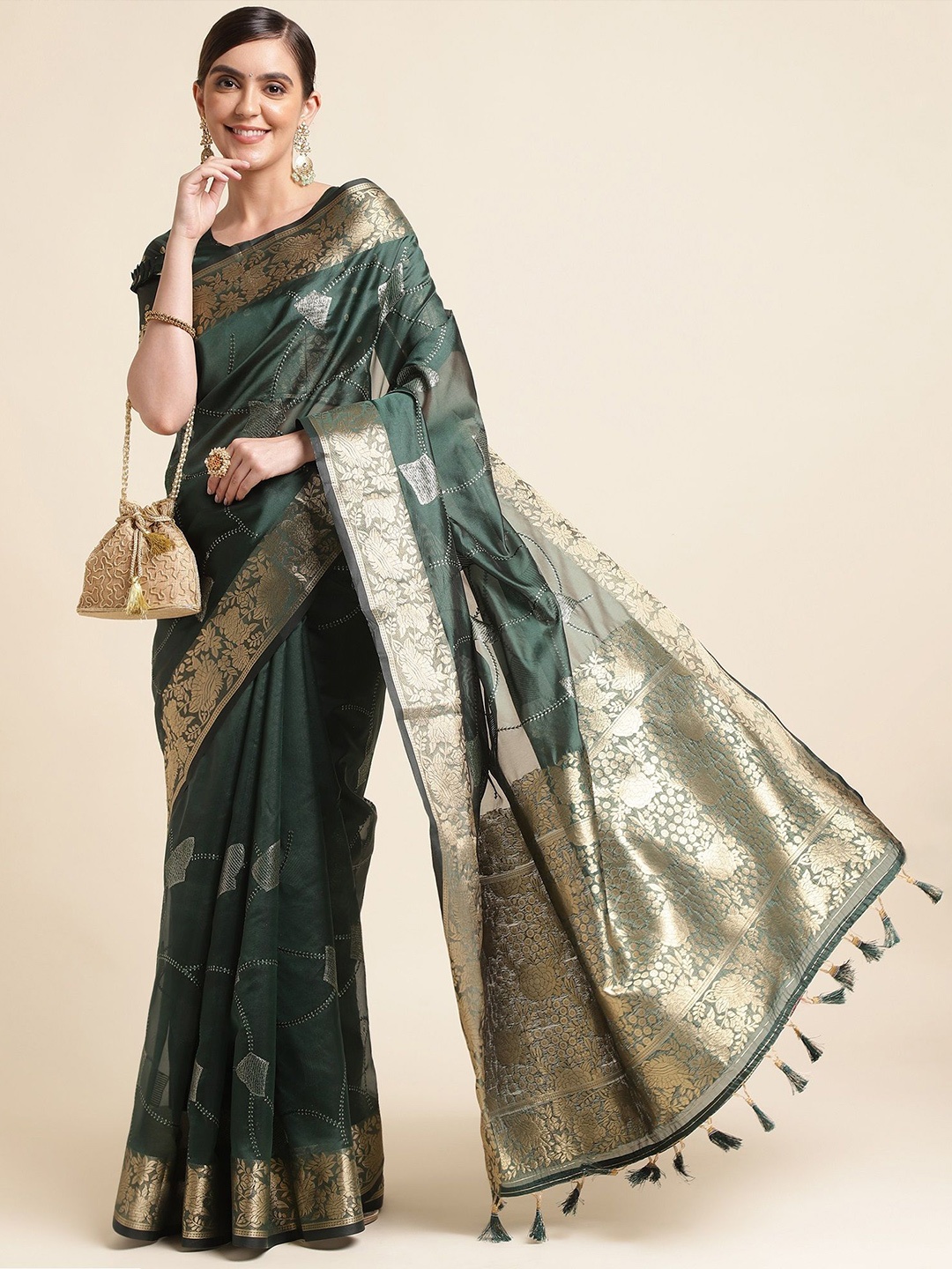 

Ishin Ethnic motif Zari Woven Sequinned tasseled Banarasi Saree, Green
