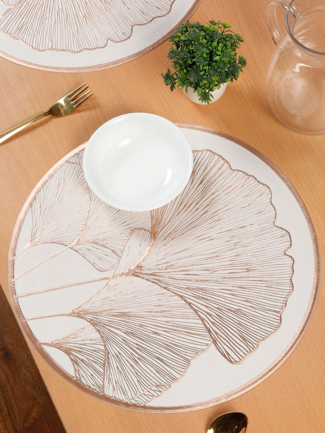 

HOSTA HOMES 4-Pcs White & Brown Self Designed Table Placemats