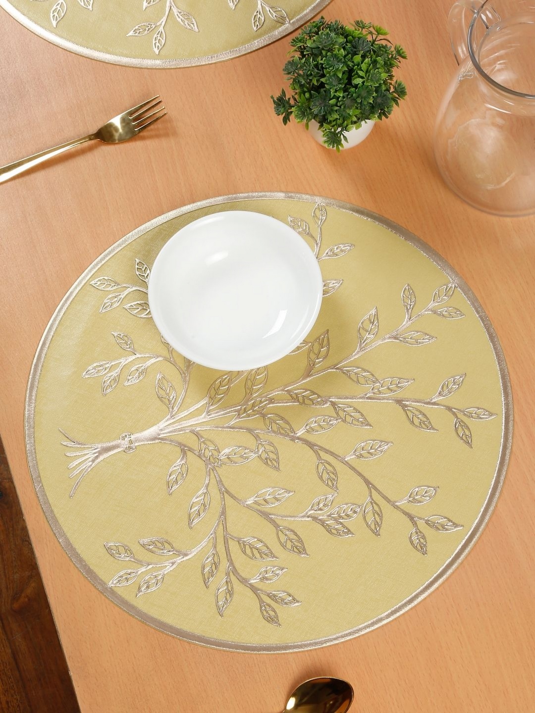 

HOSTA HOMES Beige & Gold Toned Textured Table Placemat