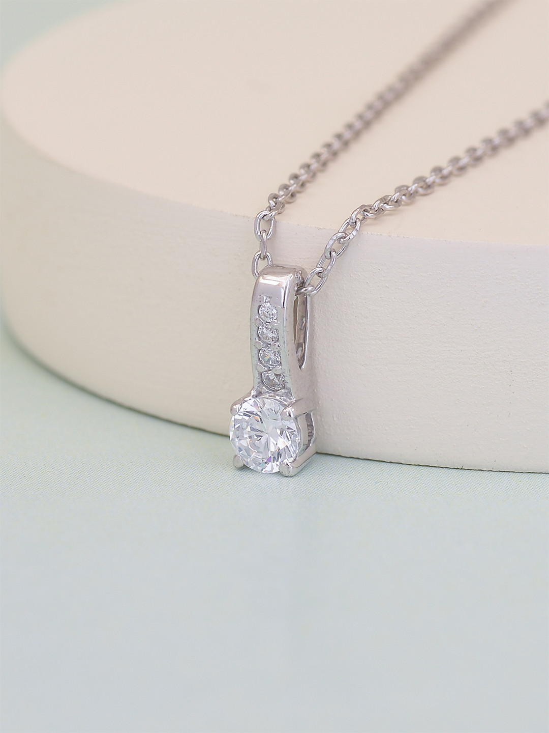 

Ornate Jewels 925 Sterling Silver American Diamond Solitaire Pendant with Chain