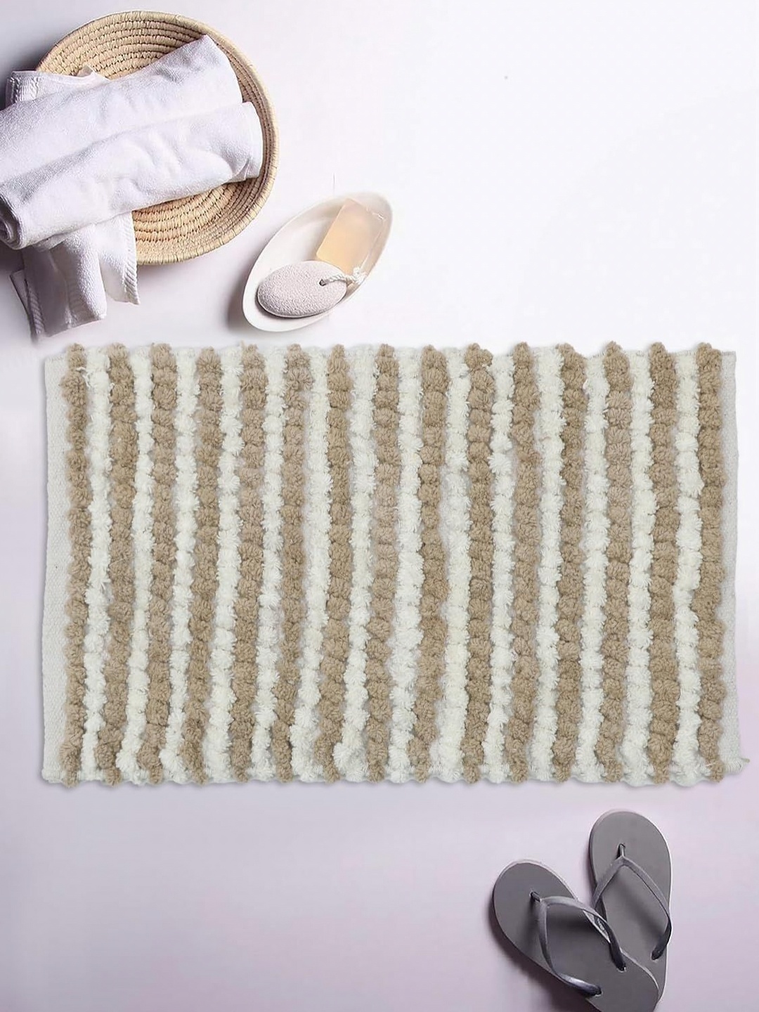 

THE HOME TALK Beige & White 1600 GSM Striped Bath Rugs