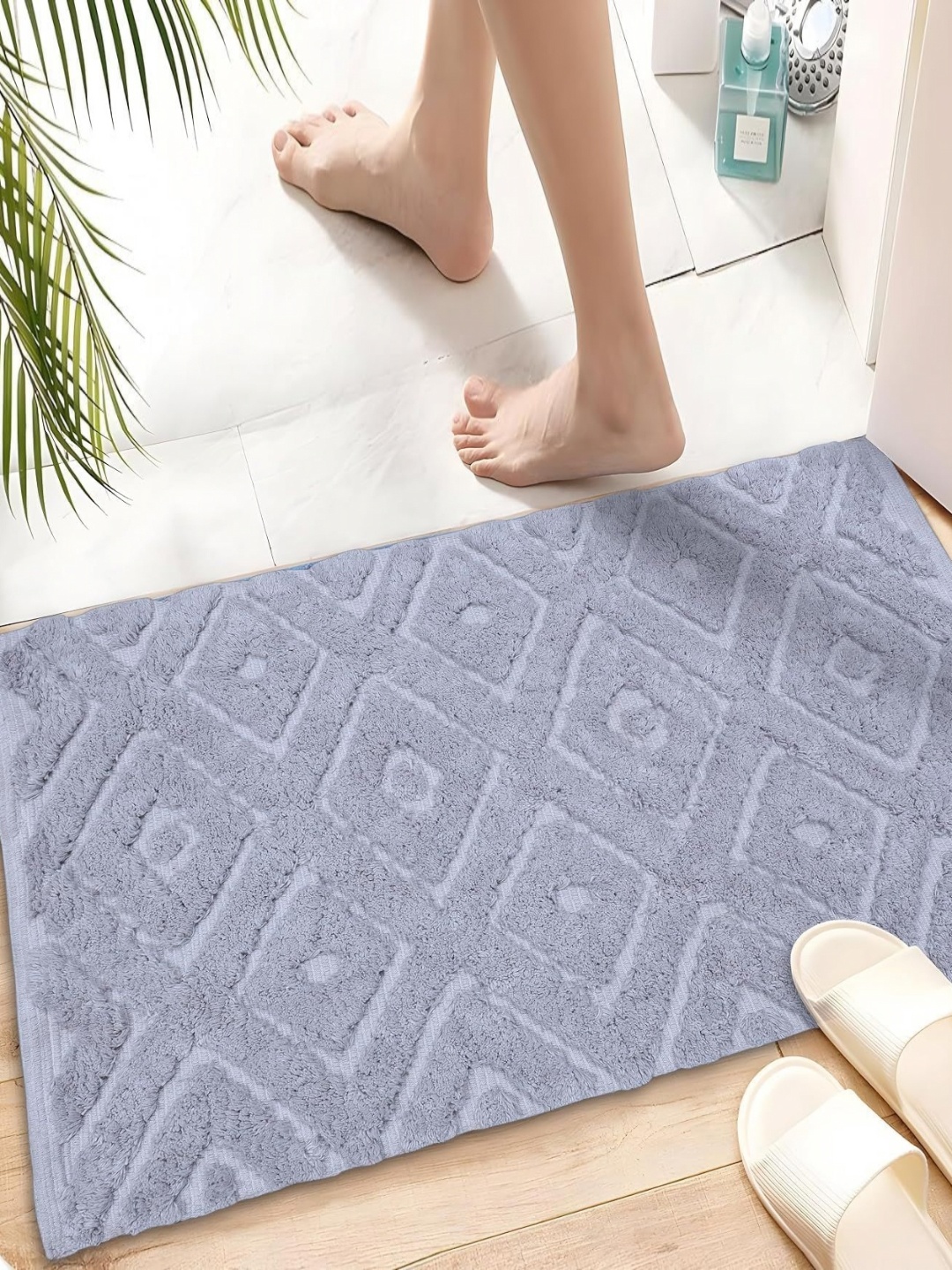 

THE HOME TALK Grey Cotton Anti-Skid Bath Rugs