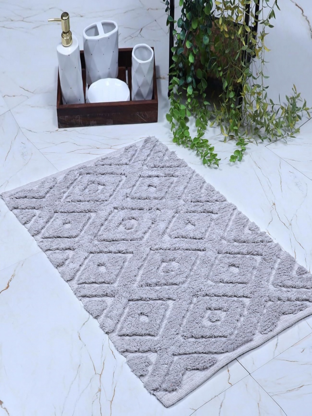 

THE HOME TALK Grey Cotton Anti Skid Bath Rugs
