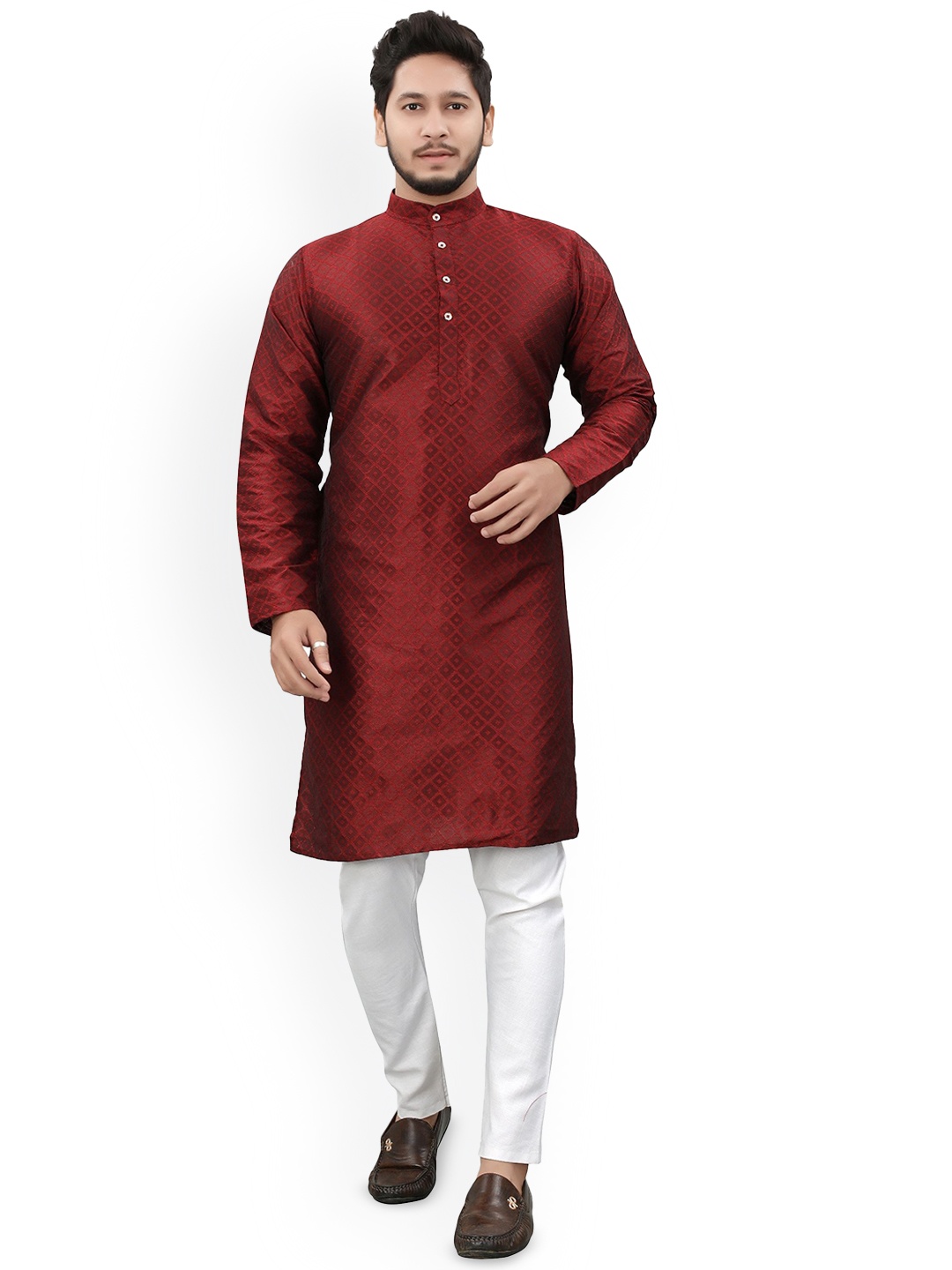 

Divra Clothing Mandarin Collar Jacquard Straight Kurta, Maroon