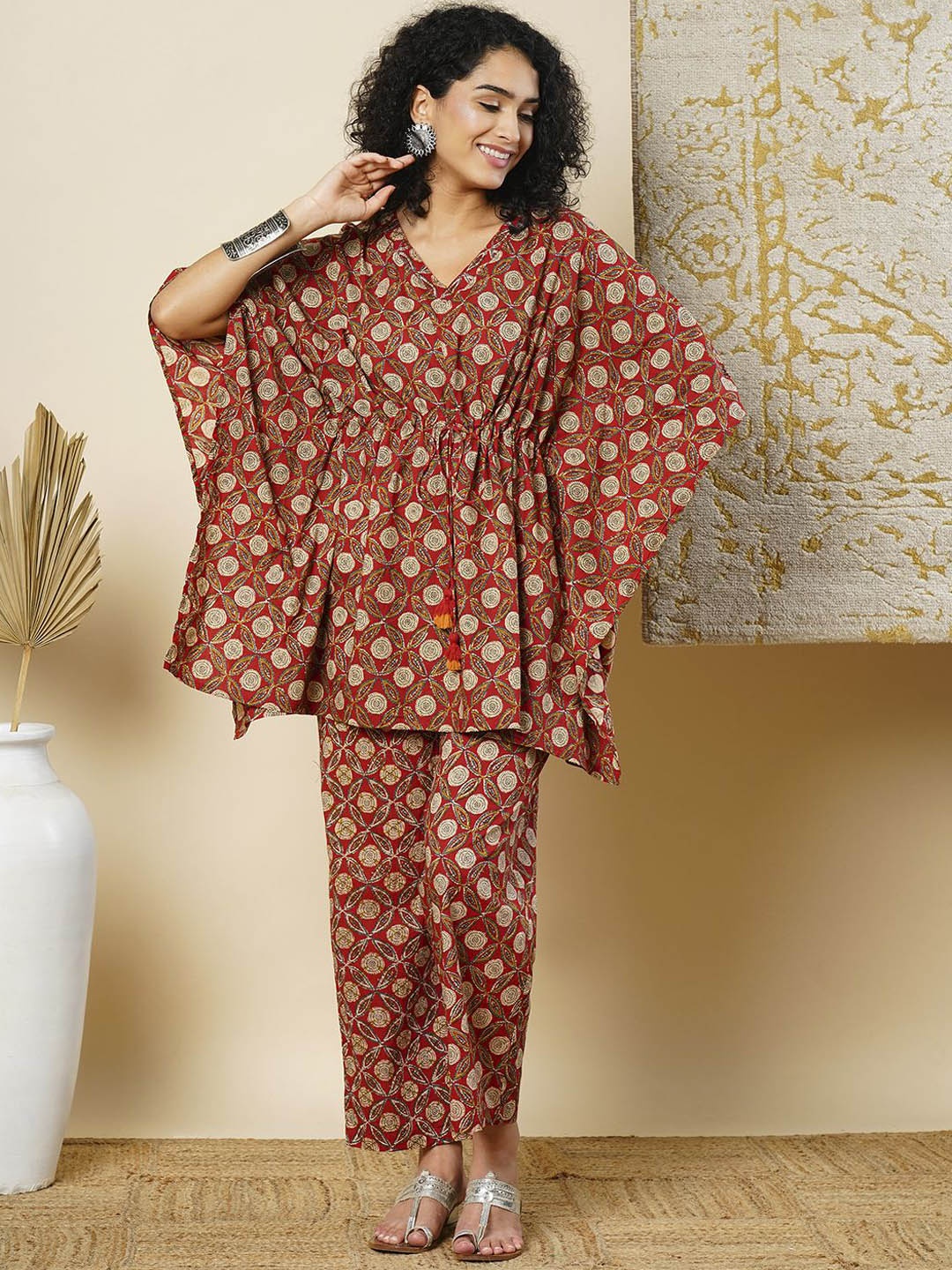 

Globus Maroon Floral Printed V-Neck Pure Cotton Kaftan Tunic With Trousers