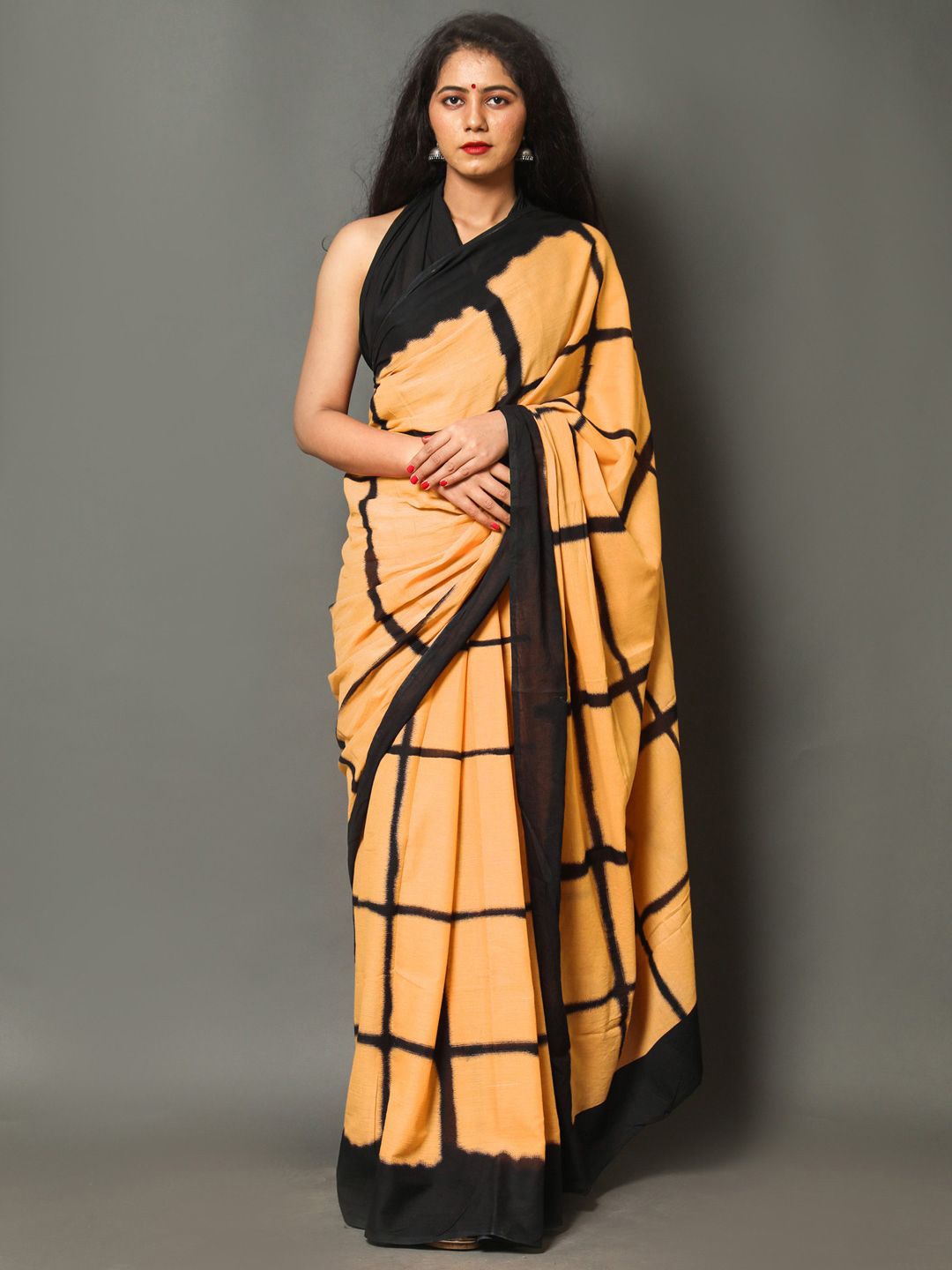 

BUTA BUTI Allover Checked Pure Cotton Saree, Mustard