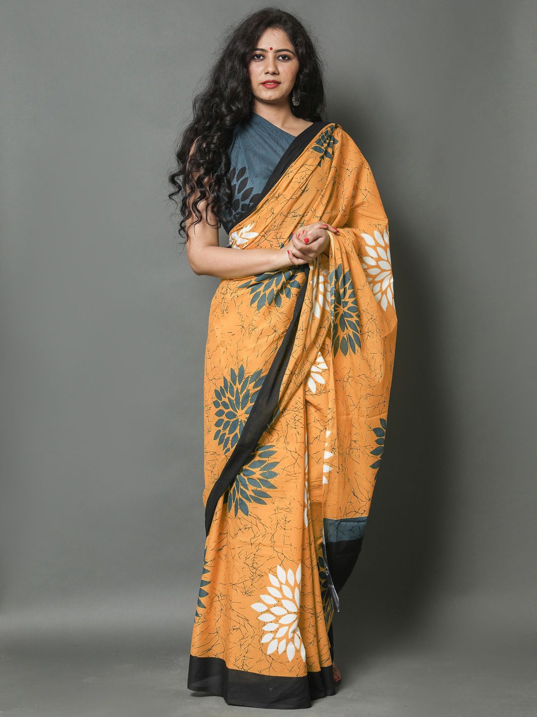 

BUTA BUTI Floral Pure Cotton Saree, Mustard