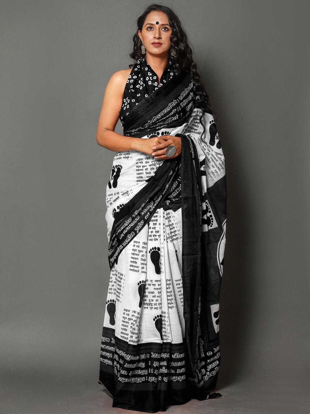 

BUTA BUTI Typographic Print Pure Cotton Saree, White