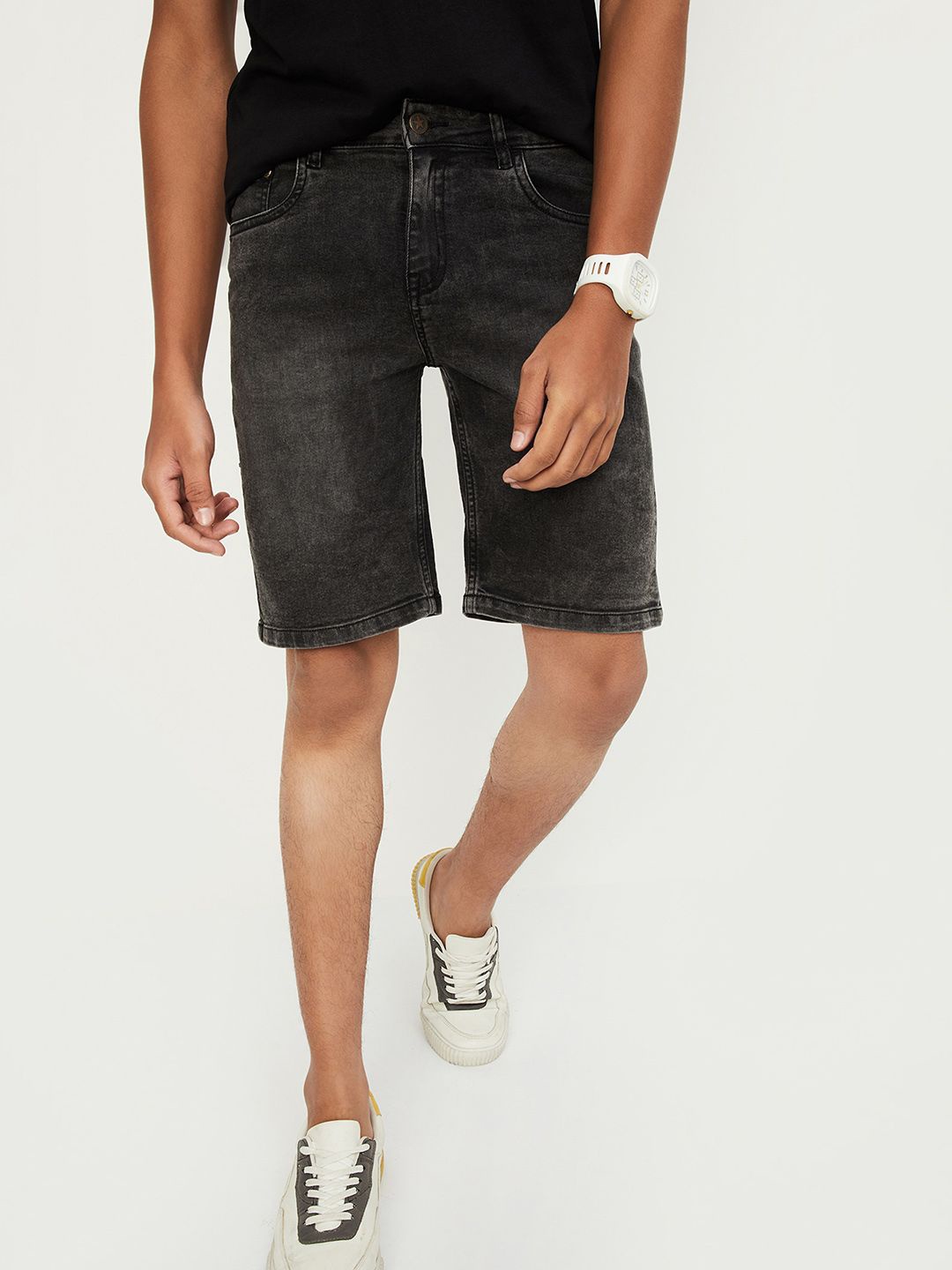 

max Boys Mid-Rise Denim Shorts, Black