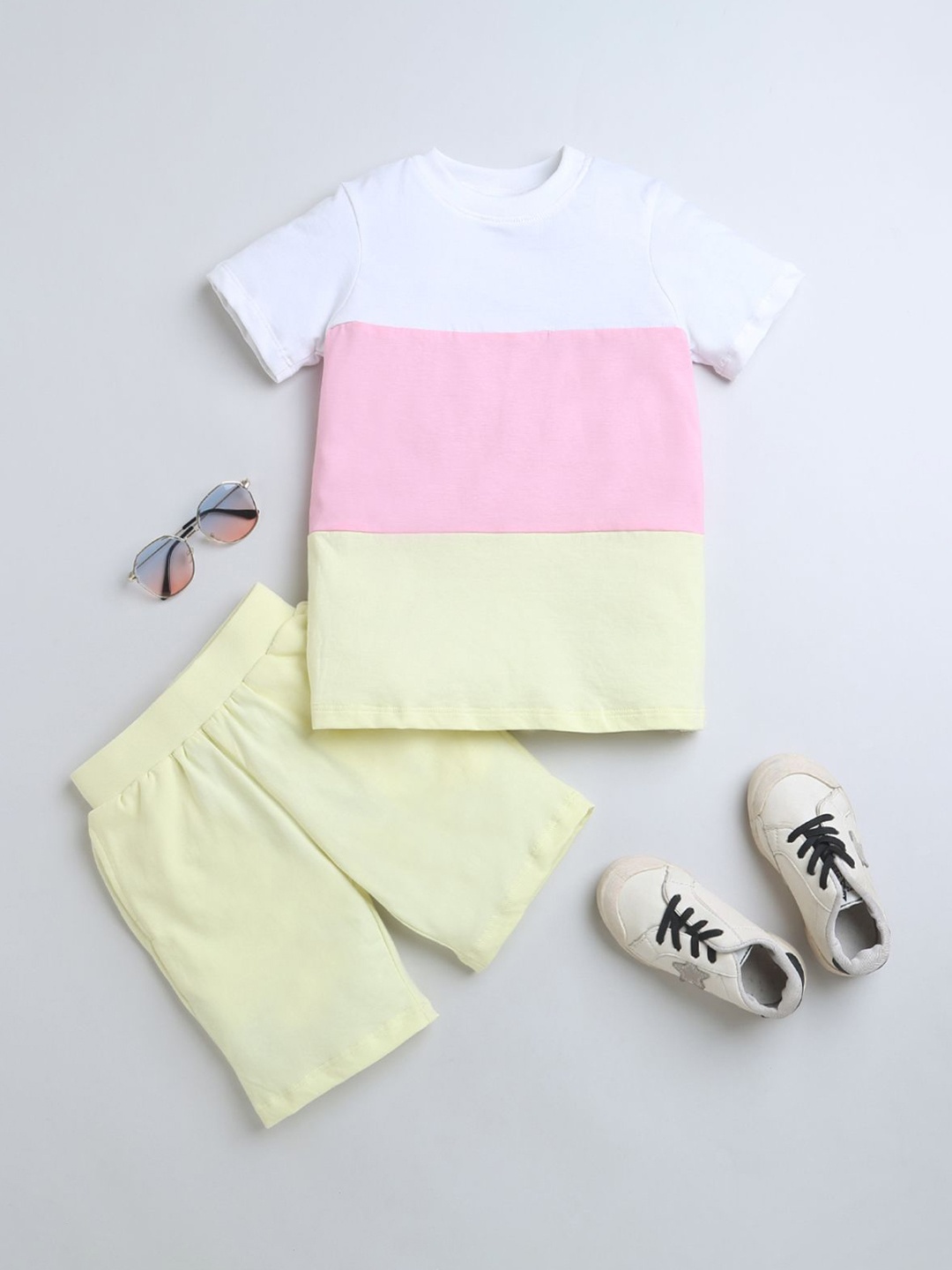 ZIP ZAP ZOOP Boys Colourblocked Pure Cotton T-shirt with Shorts, Yellow