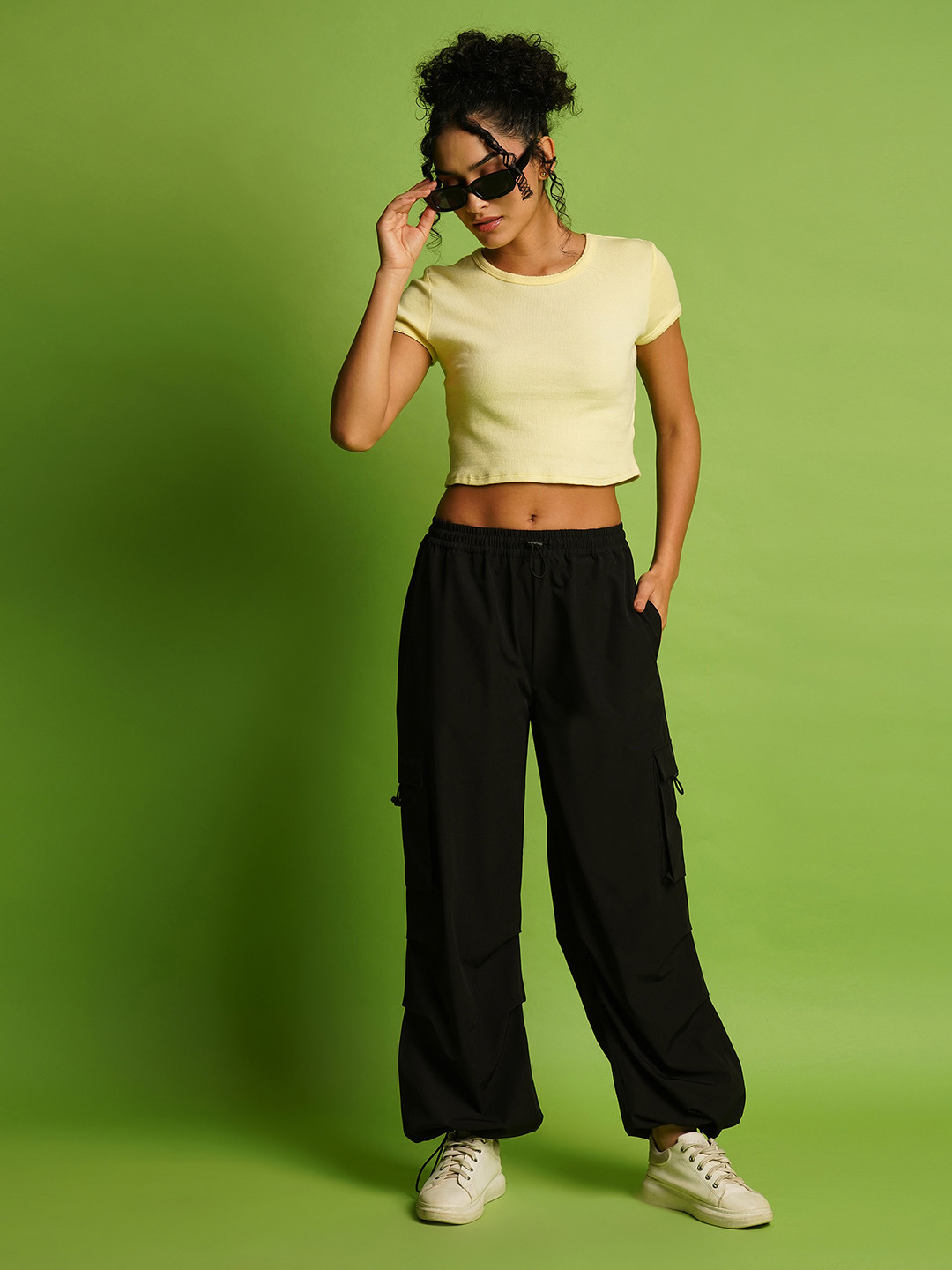 

Globus Women Loose Fit Cargos Trousers, Black