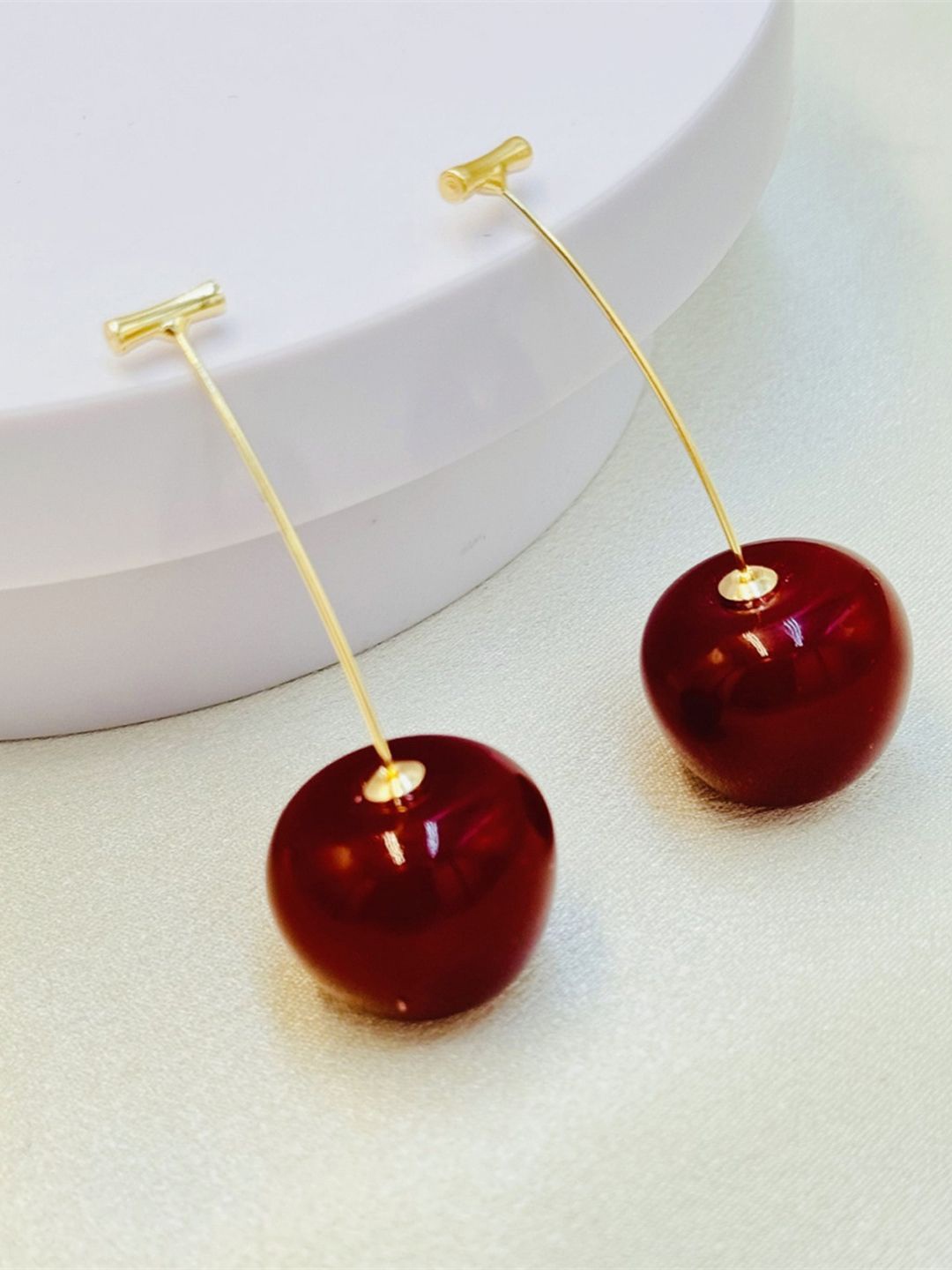 

Krelin Classic Drop Earrings, Red