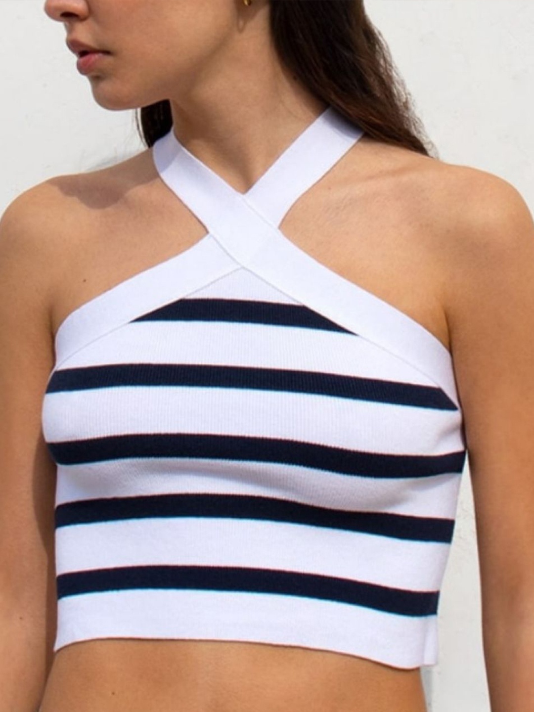 

StyleCast V-Neck Sleeveless Horizontal Stripes Fitted Crop Top, White
