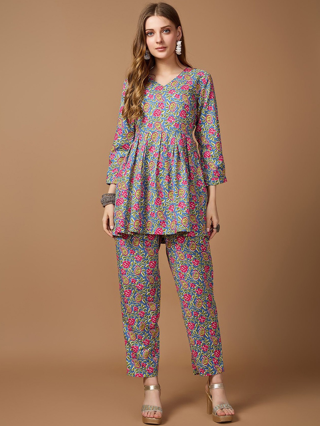 

GORGONE Floral Printed V-Neck Top With Trousers, Green