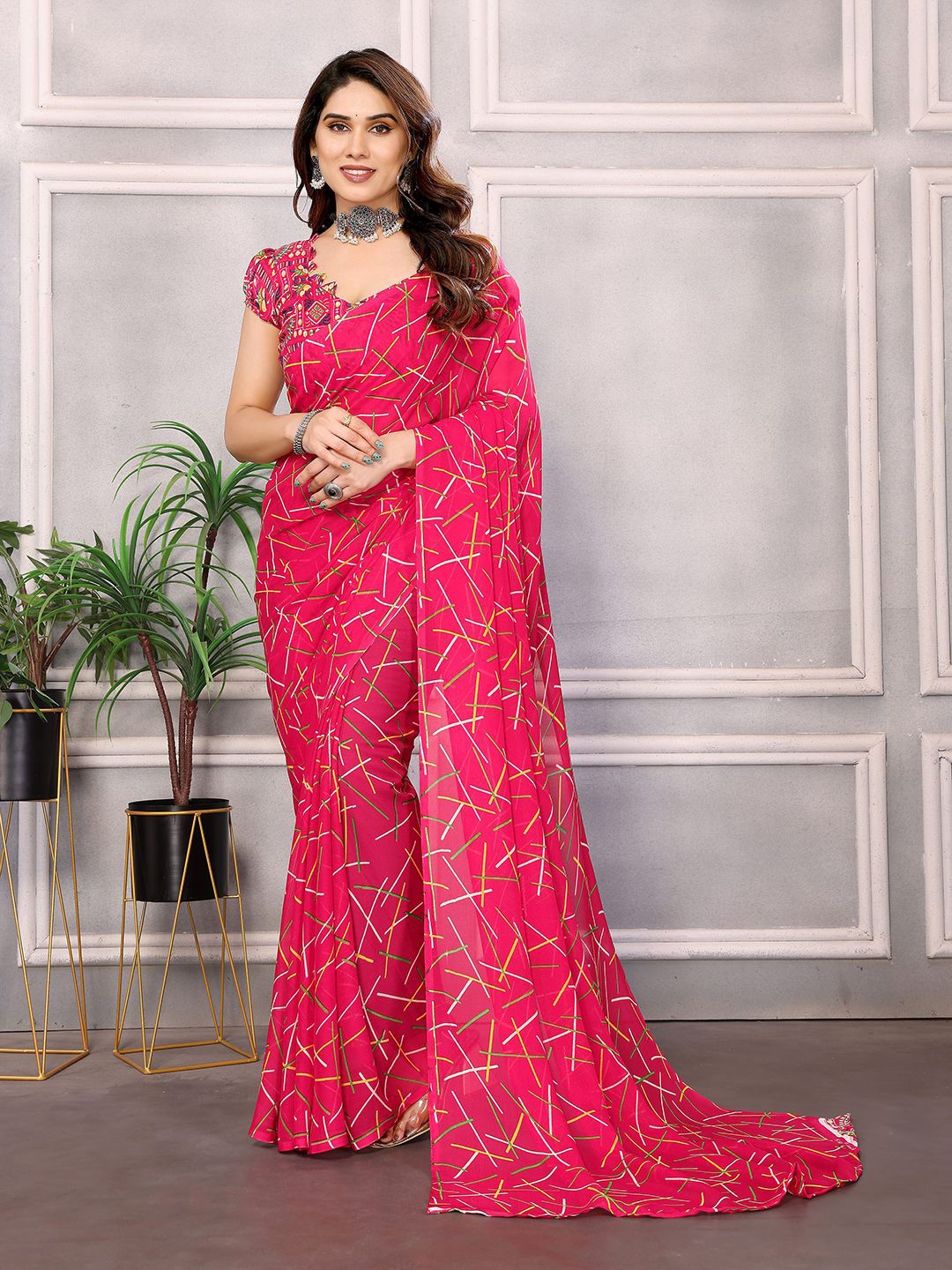 

Moda Rapido Abstract Printed Pure Georgette Saree, Pink