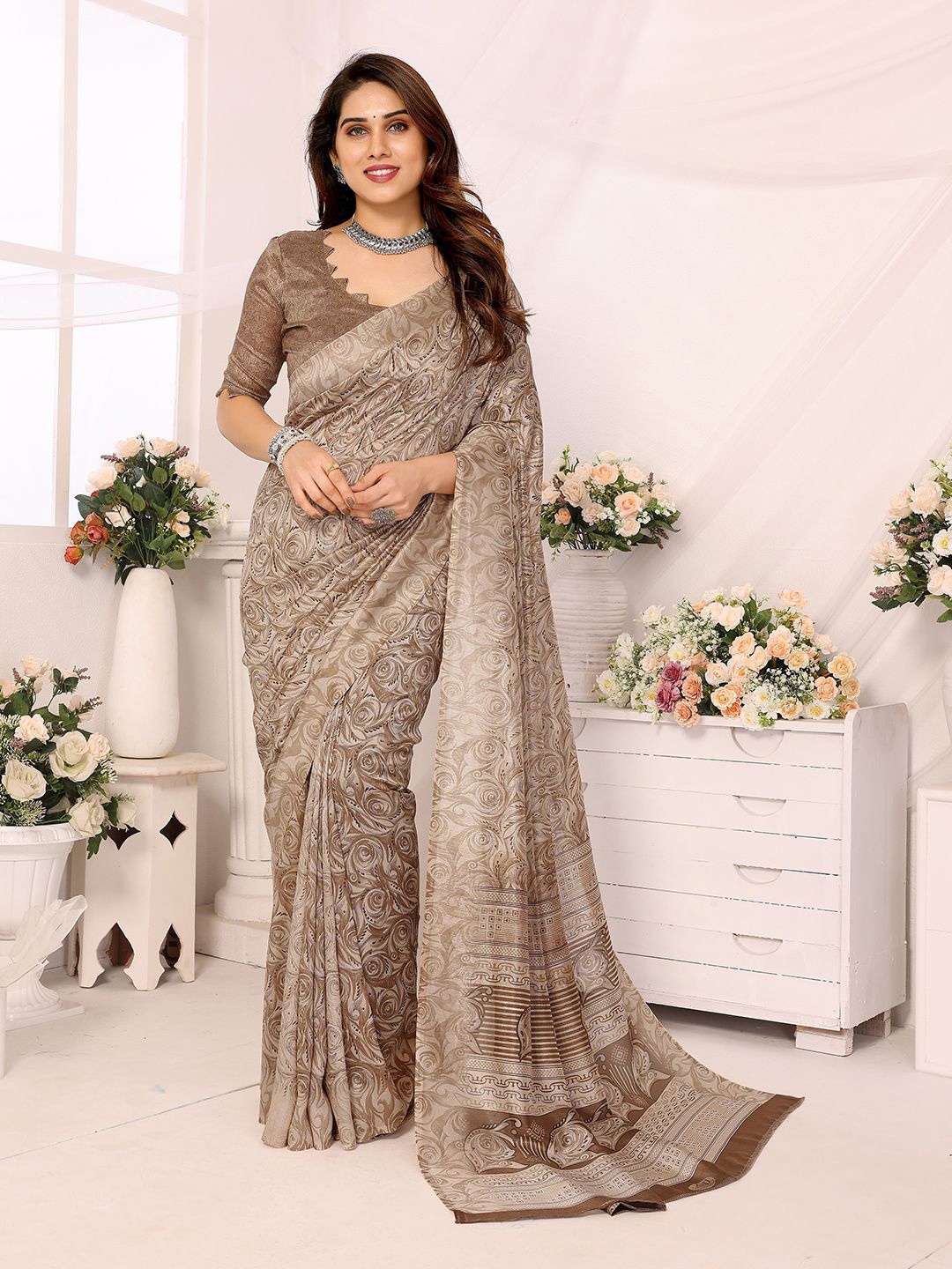 

ANAND SAREES Floral Printed Saree With Blouse Piece, Brown