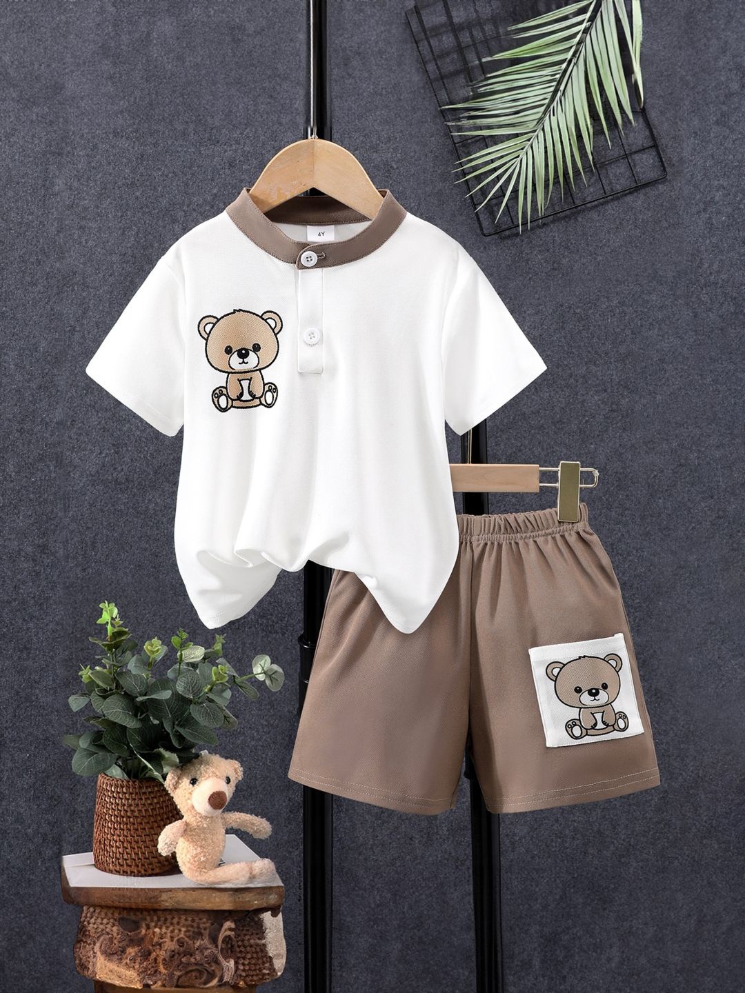 

StyleCast Girls Printed T-shirt with Shorts, Brown