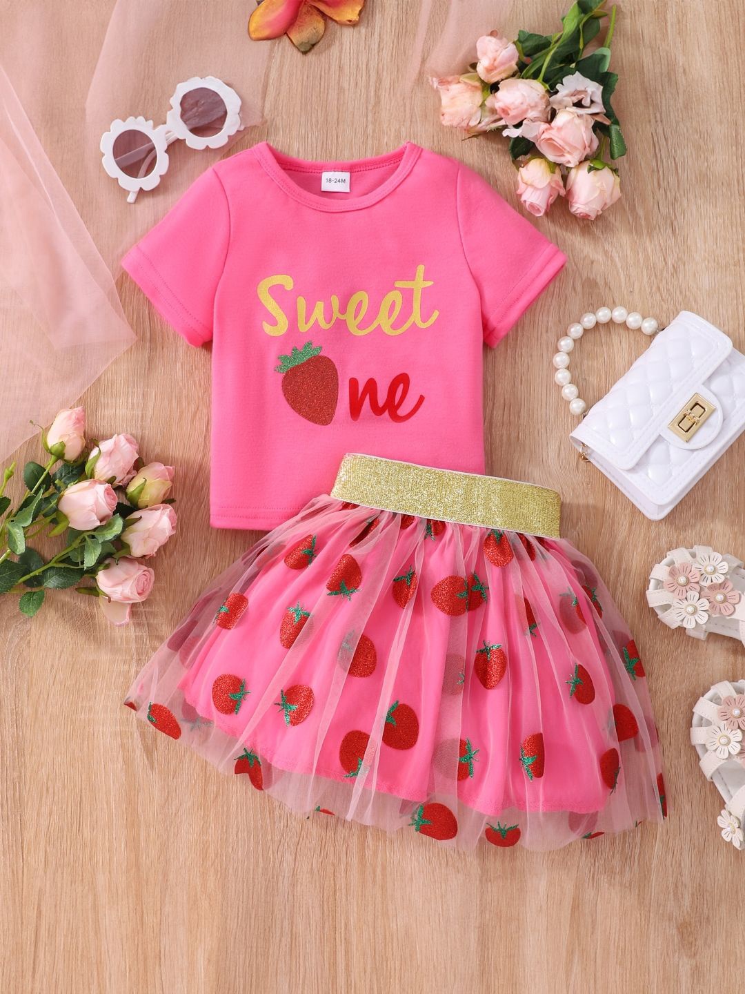 

StyleCast Girls Pink & Red Printed T-shirt with Skirt