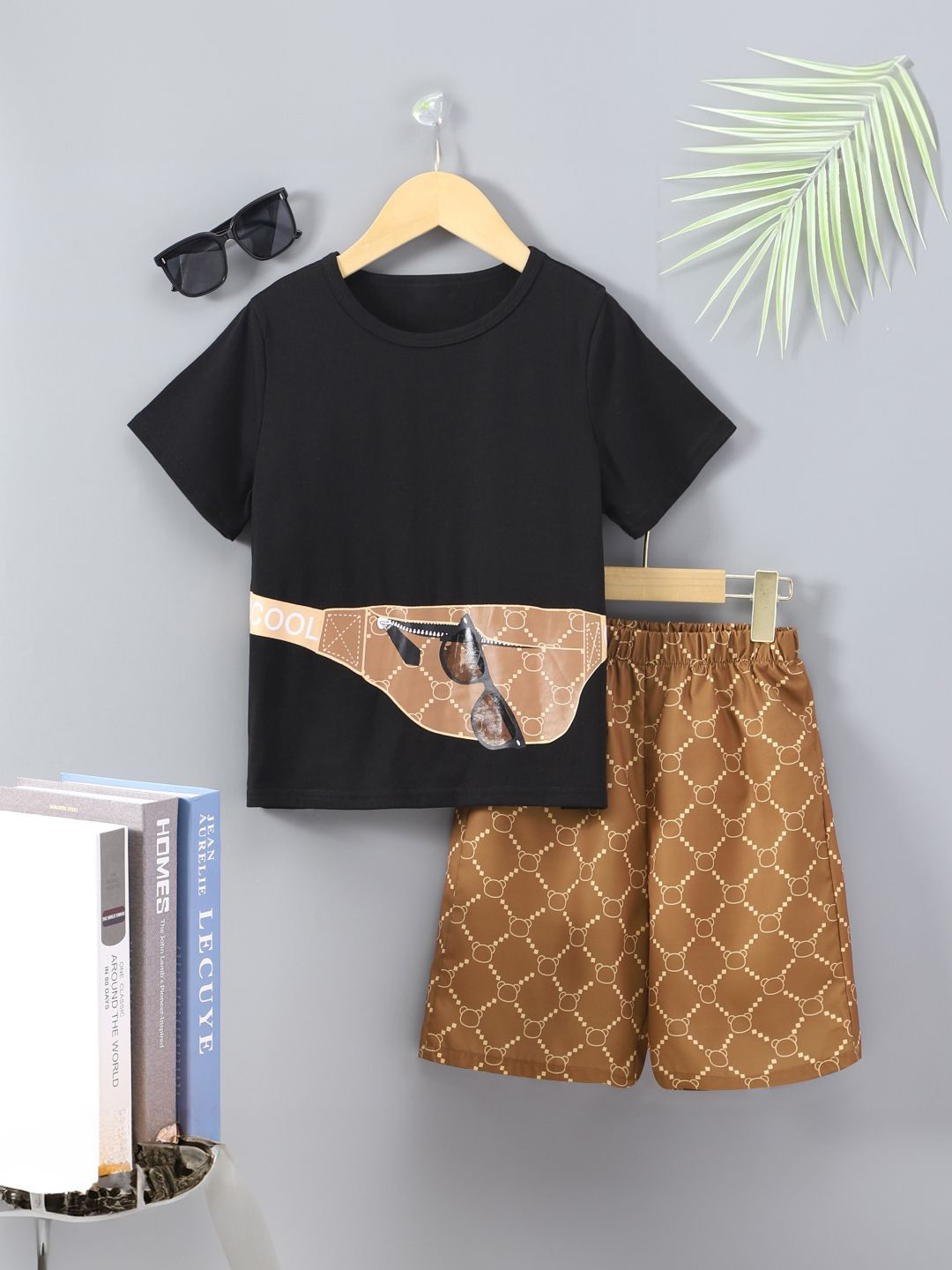 

StyleCast Girls Black & Camel Brown Printed Top with Shorts